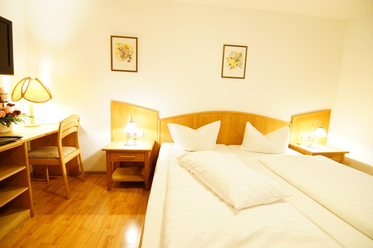 Hotel Spitzenpfeil Michelau in Oberfranken Екстериор снимка