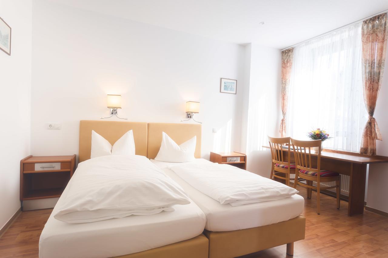 Hotel Spitzenpfeil Michelau in Oberfranken Екстериор снимка