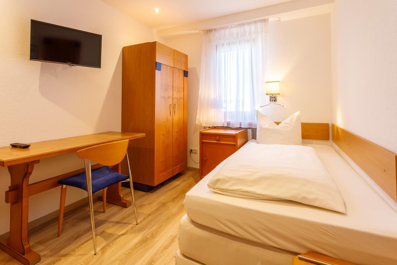 Hotel Spitzenpfeil Michelau in Oberfranken Екстериор снимка