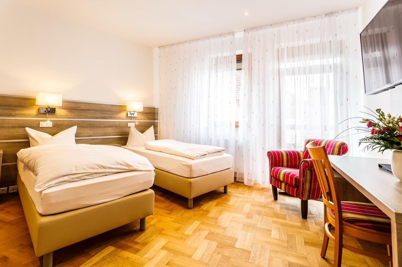 Hotel Spitzenpfeil Michelau in Oberfranken Екстериор снимка