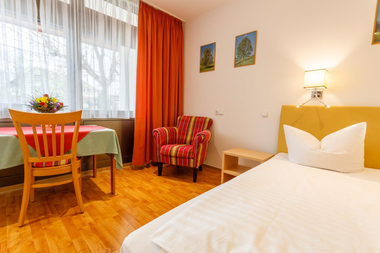 Hotel Spitzenpfeil Michelau in Oberfranken Екстериор снимка